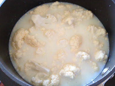 cauliflower-puree-with-parmesan-and-chives-step-by-step-recipe