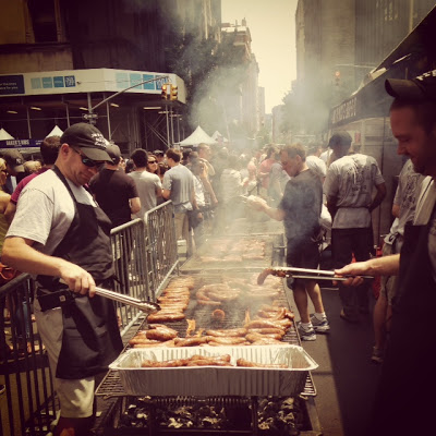 easy-pulled-pork-sandwiches-with-sweet-and-spicy-pickles