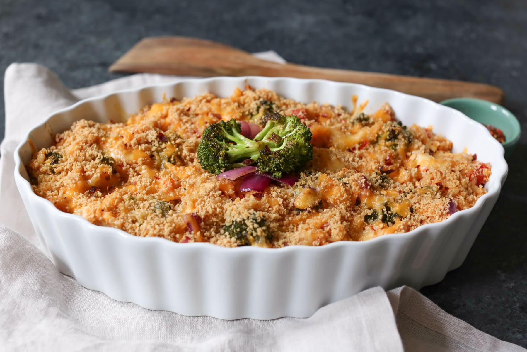 Roasted-Broccoli-Chicken-Cheddar-Quinoa-Bake-6