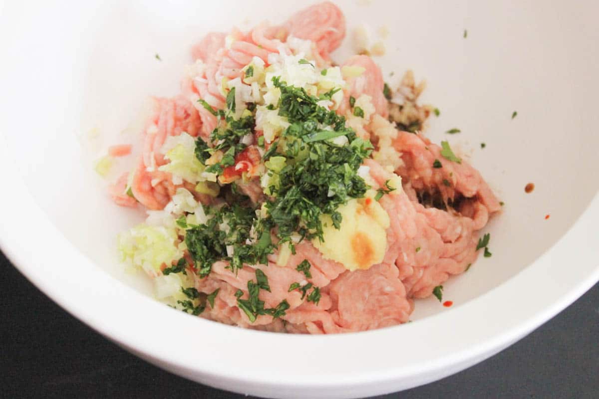 Paleo-Chinese-Chicken-Salad-Burgers-step-1