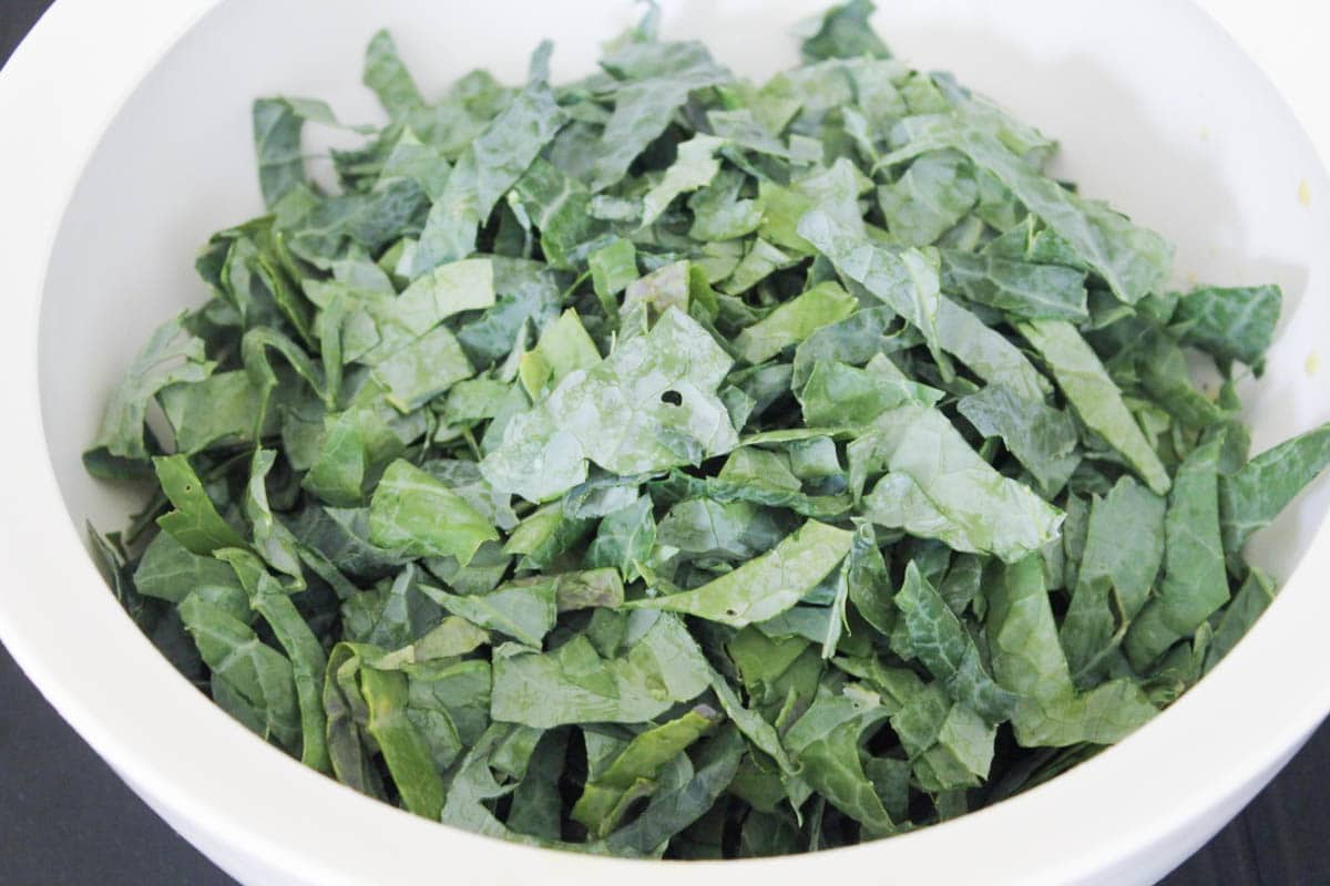 Summer-Kale-Salad-with-Strawberries-Avocado-Pine-Nuts-and-Goat-Cheese-Step-2