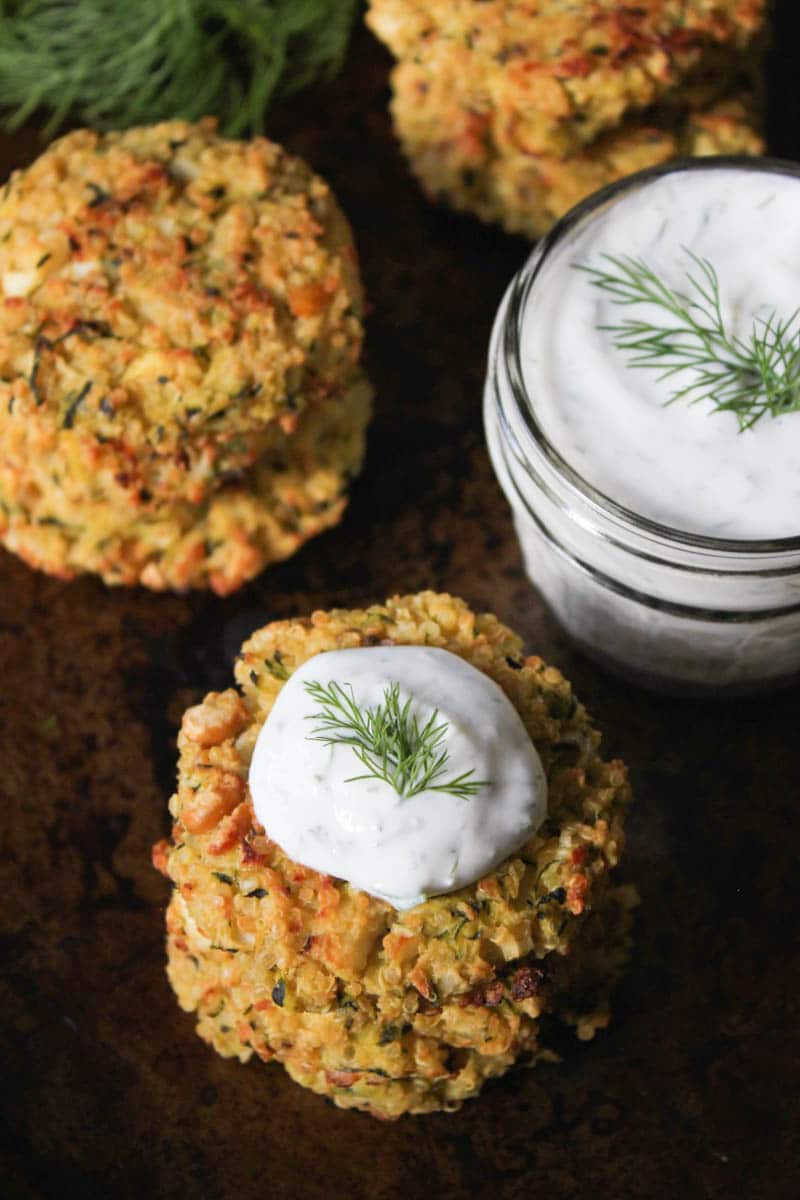 gluten-free-baked-zucchini-quinoa-cakes-with-dill-yogurt-sauce-5