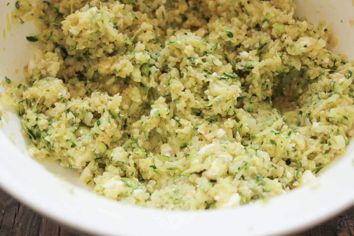 gluten-free-baked-zucchini-quinoa-cakes-with-dill-yogurt-sauce-step-5