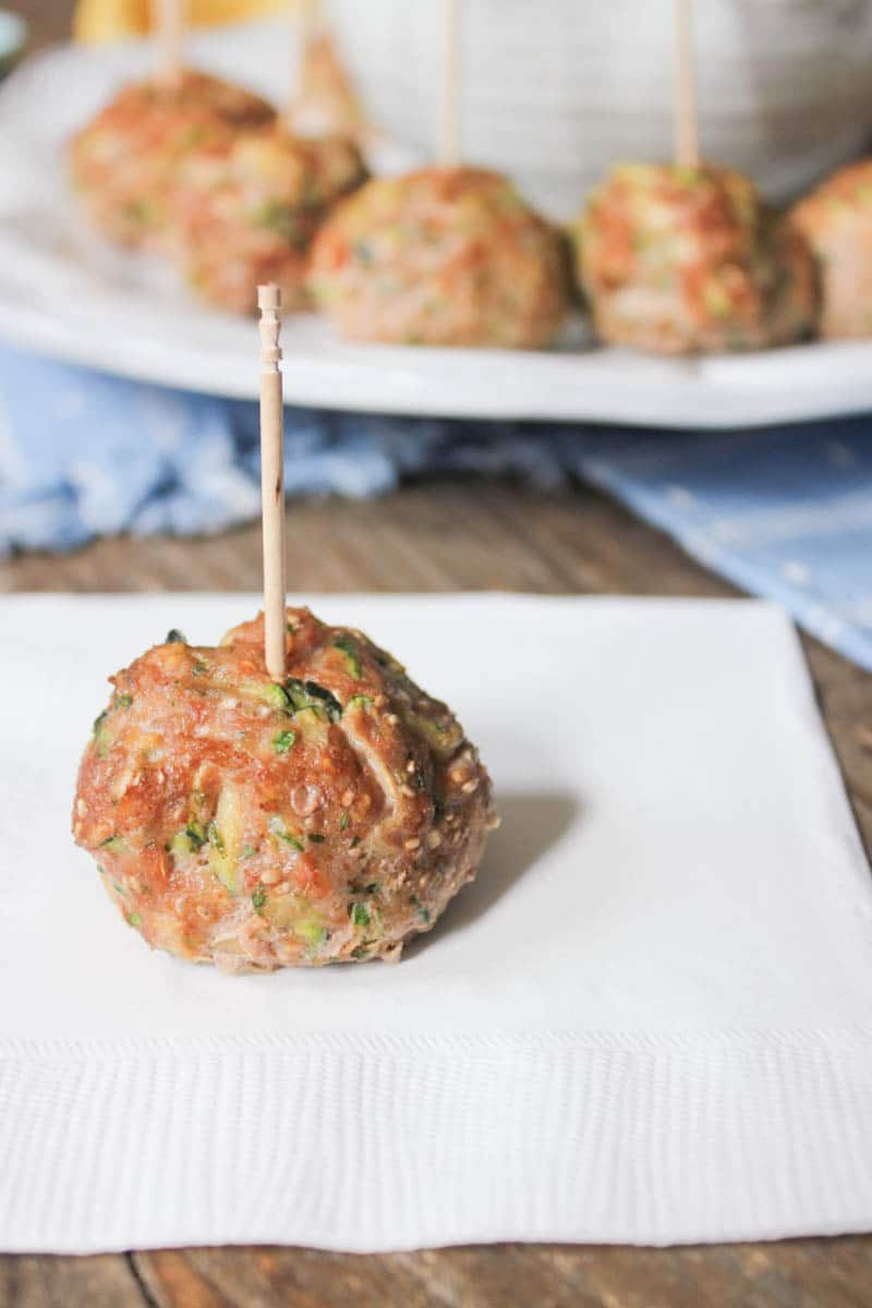 gluten-free-turkey-and-zucchini-meatballs-with-basil-yogurt-sauce-5