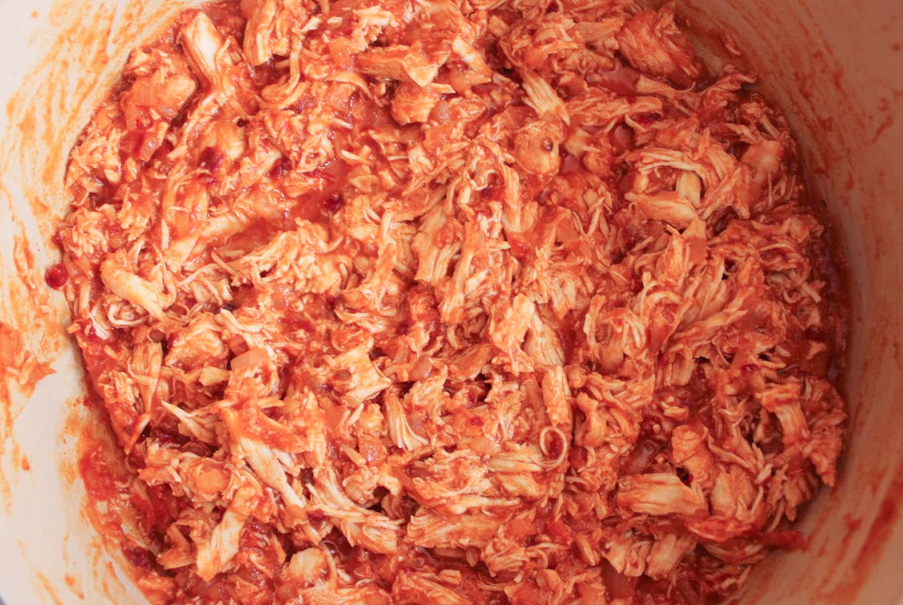 chipotle-chicken-tortilla-pizzas-with-pineapple-and-cilantro-step-4