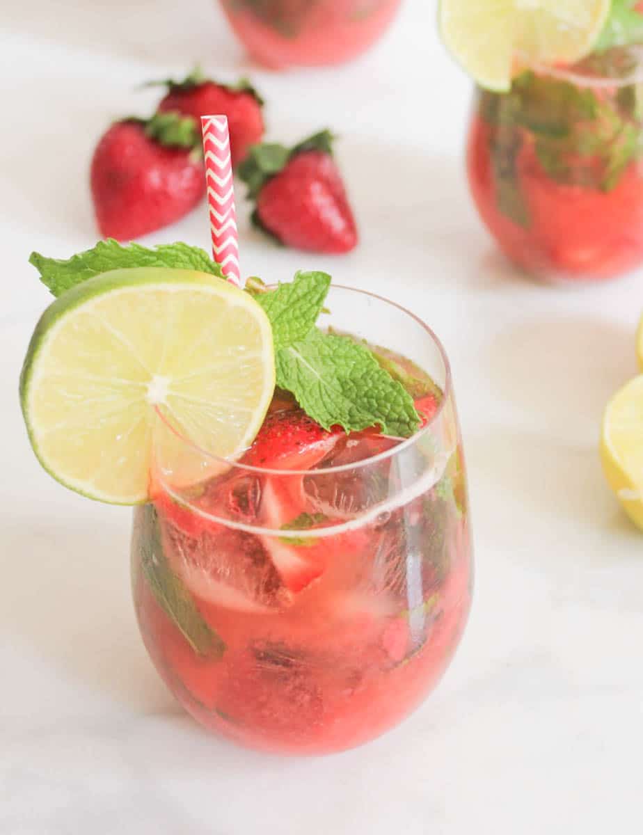 Roasted-Strawberry-Mojito-5