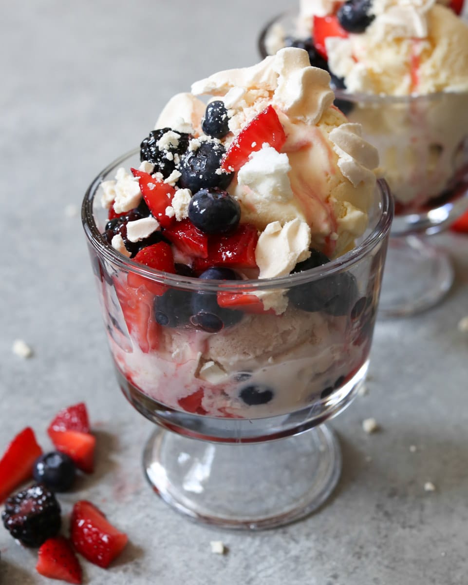Easy-Eton-Mess-Sundaes-3