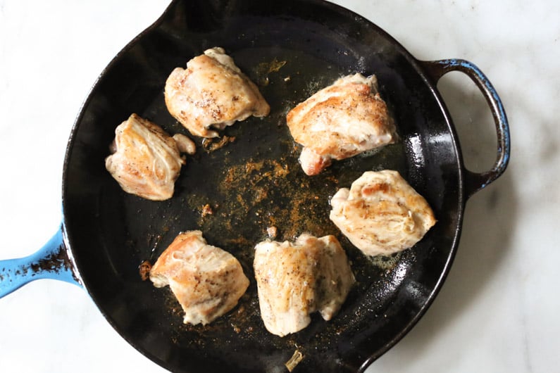 braised-chicken-thighs-with-spinach-white-beans-step-2