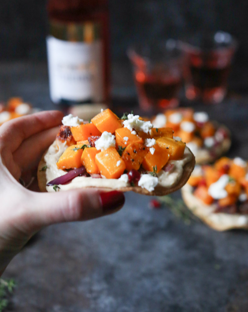 butternut-squash-tostadas-with-hummus-and-goat-cheese-5